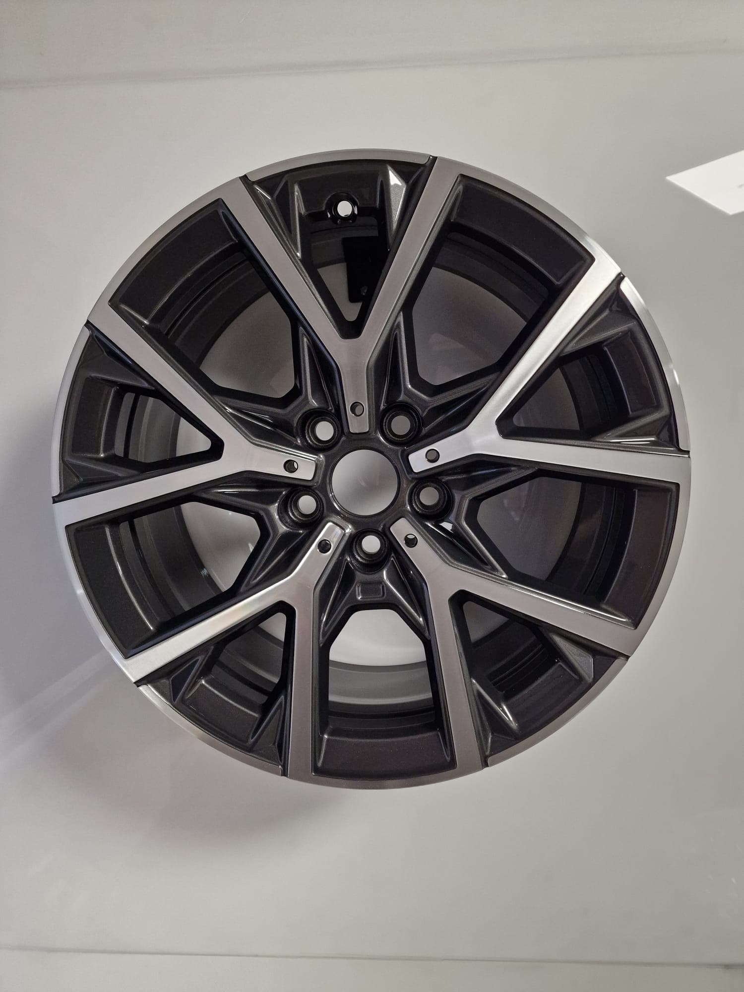 BMW OE 8092355 18″