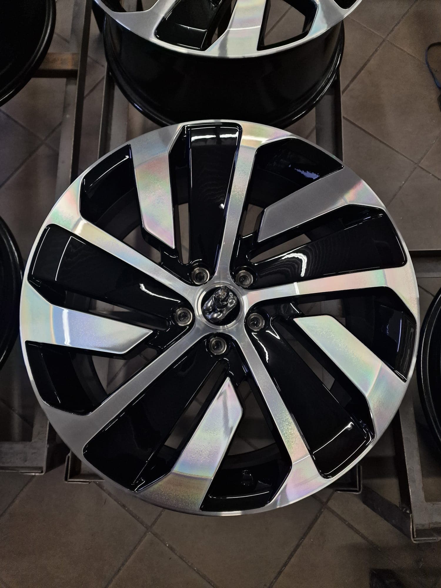 VW OE 3G8601025P 19″
