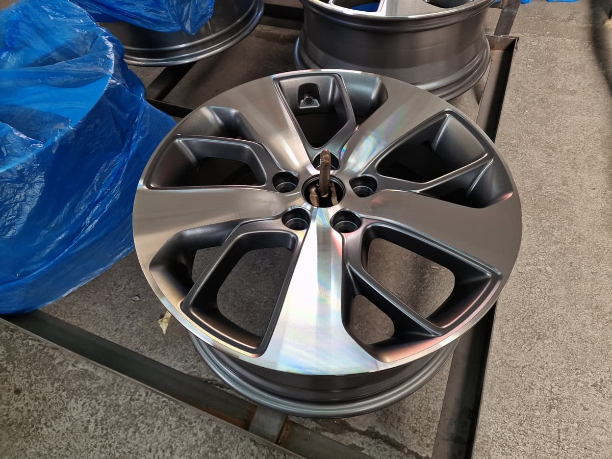 KIA Optima OE 18"