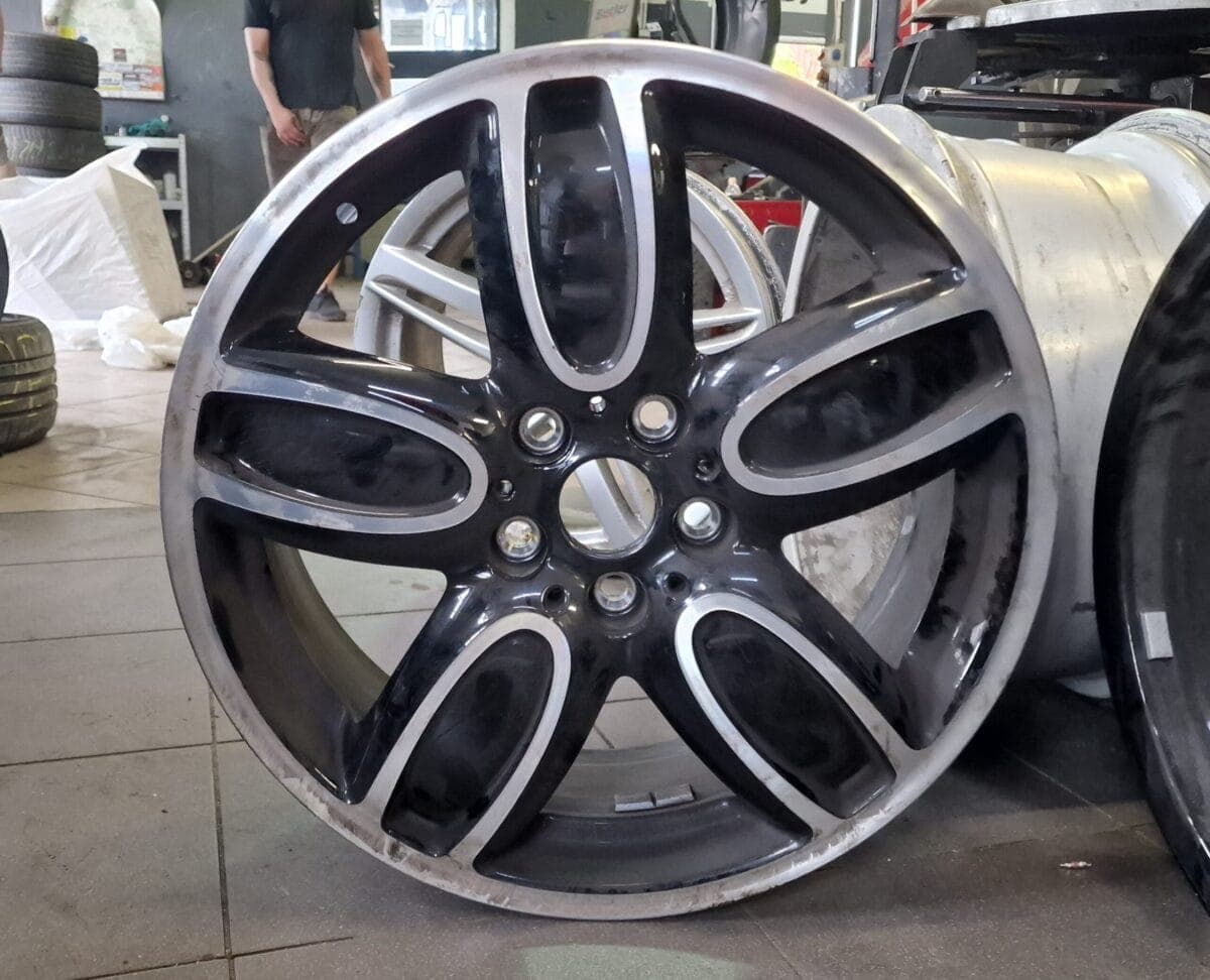 Mini Cooper 18″