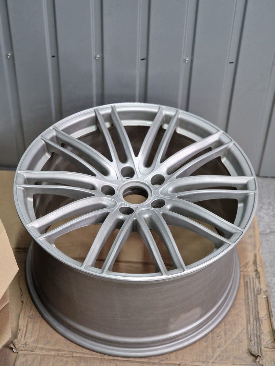 Porsche Macan Replika 18″