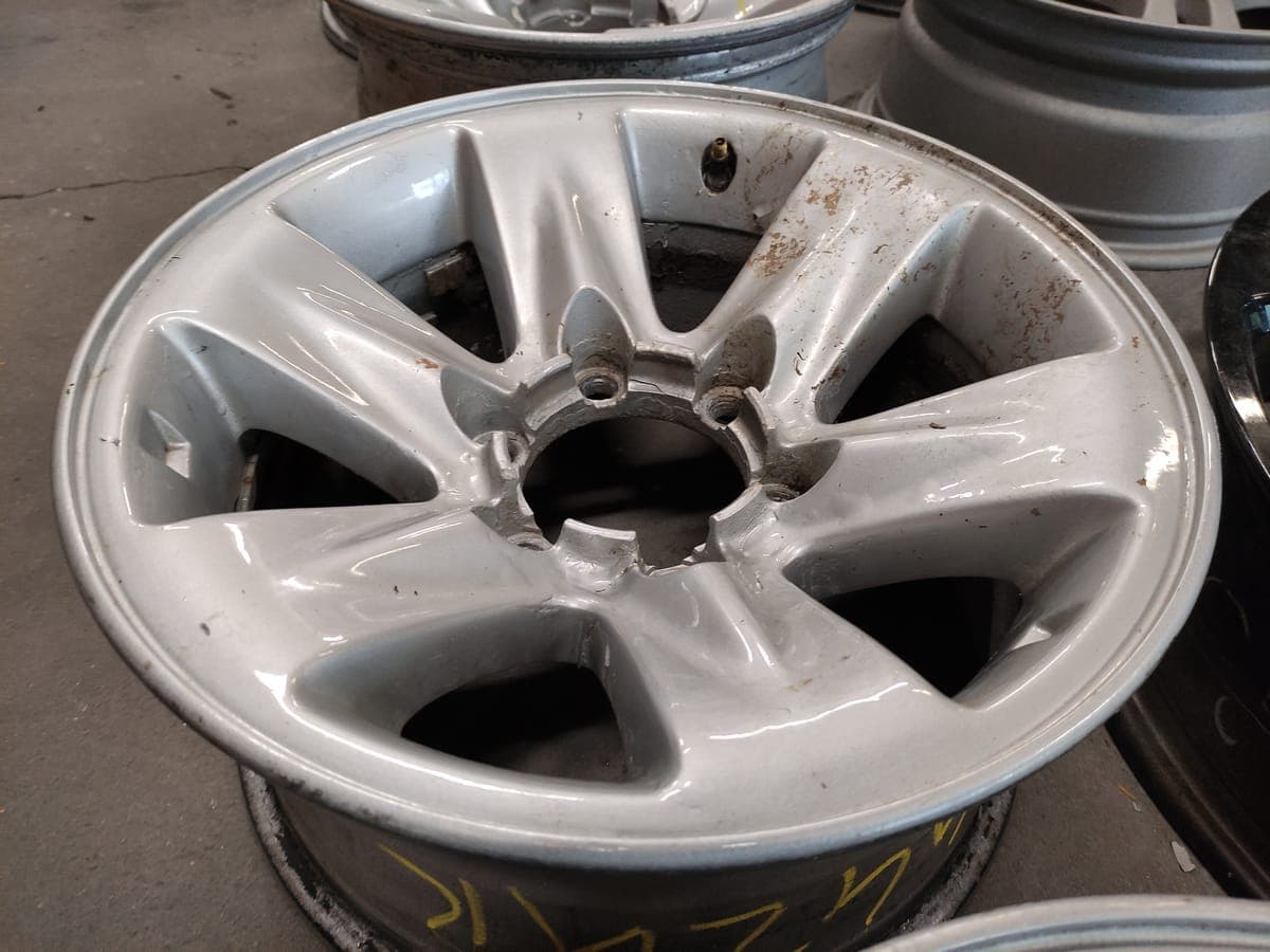 Nissan Patrol OE 16″