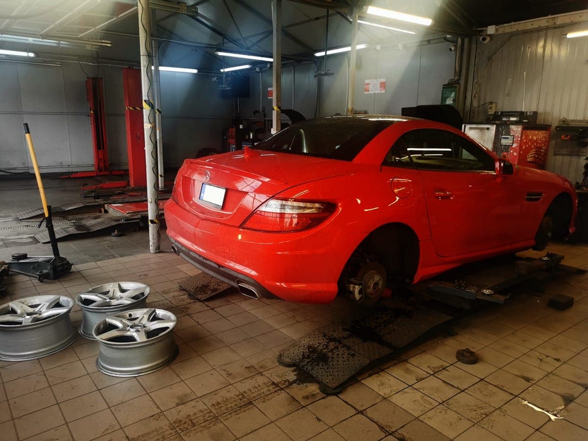 Mercedes SLK OE 18″