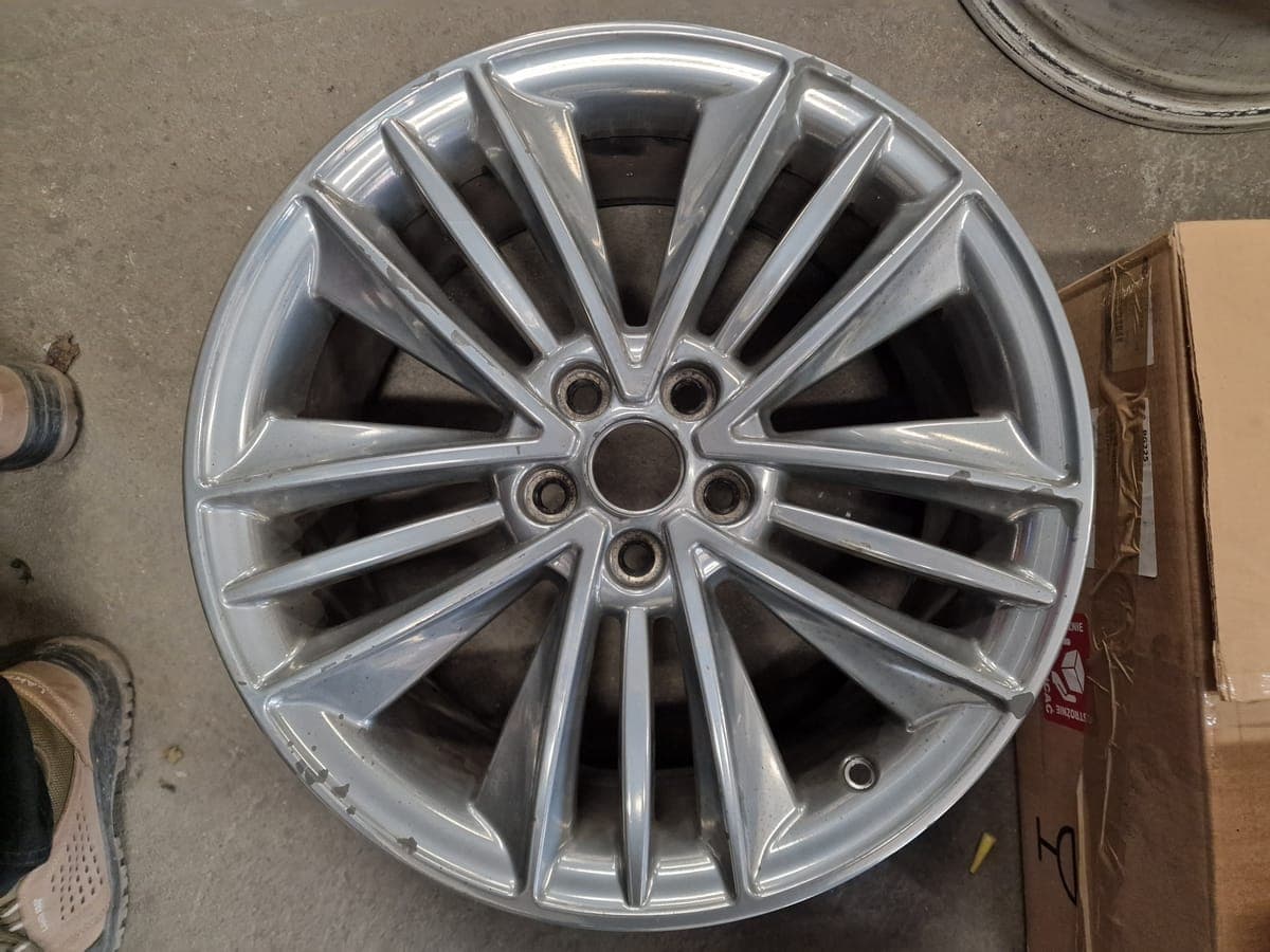 Ford Mondeo MK5 OE 18″