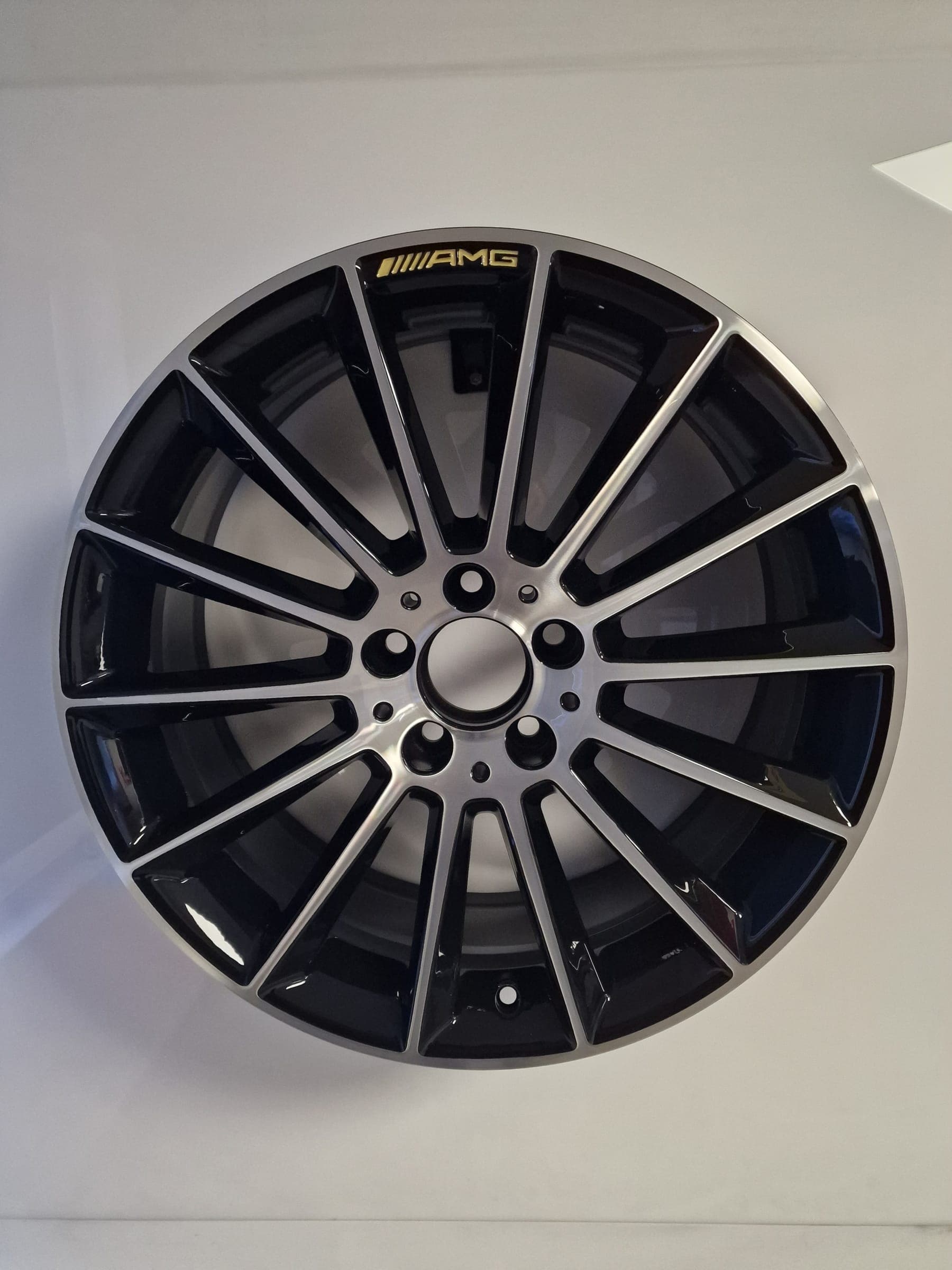 Mercedes OE 19″